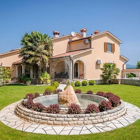 Lory Blue Villa Labin (Istria)
