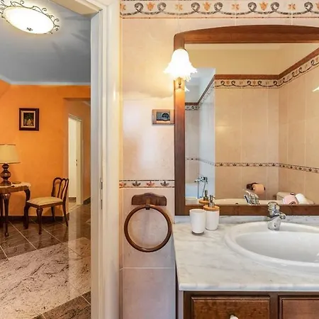 Lory Blue * Labin (Istria)
