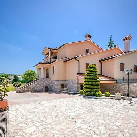 Villa Lory Blue *
